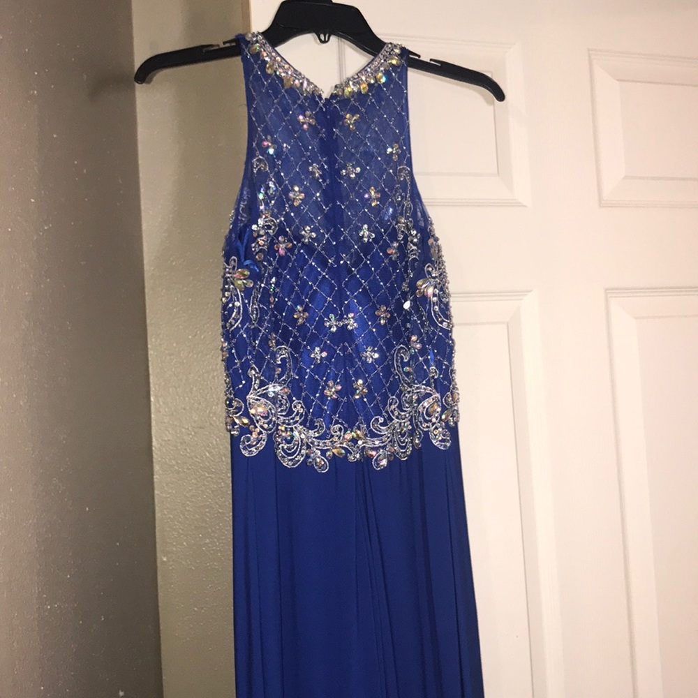 Dress - Picture 3 of 6